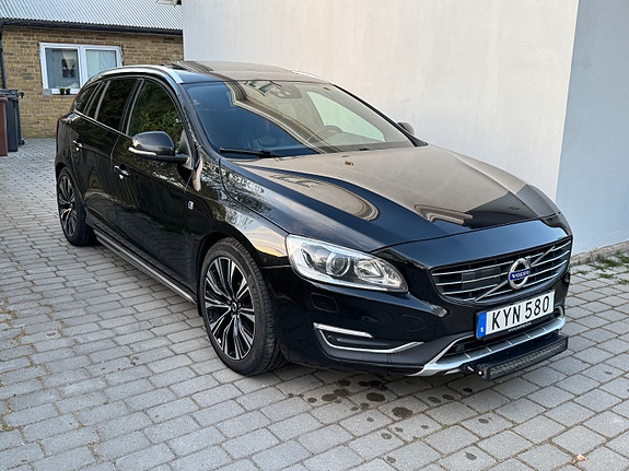 Volvo V60 4 of 5