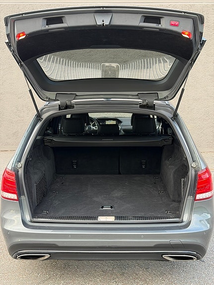 Mercedes-Benz E220 d 5 of 5