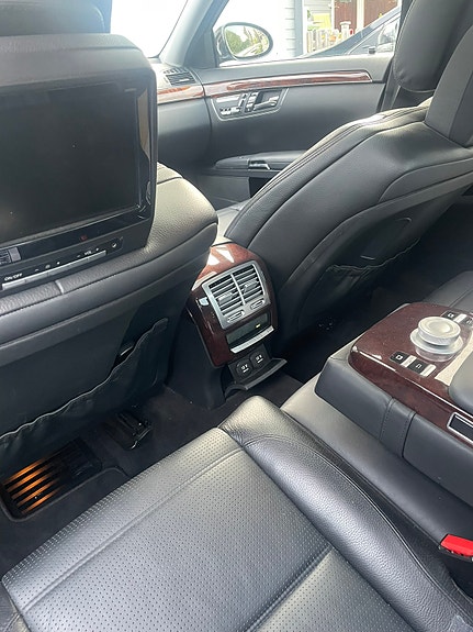 Mercedes-Benz S63 9 of 14