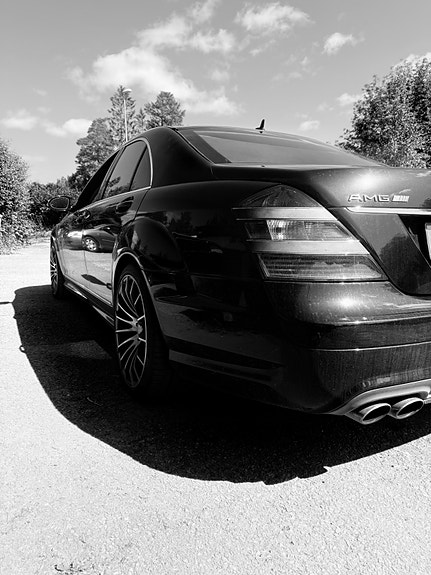 Mercedes-Benz S63 10 of 14