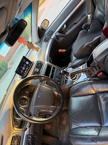 Volvo S80 2 of 5
