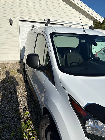 Ford Transit Connect 2 of 5