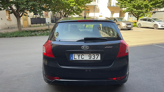 Kia Ceed 5 of 10