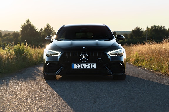 Mercedes-Benz CLA45 2 of 5
