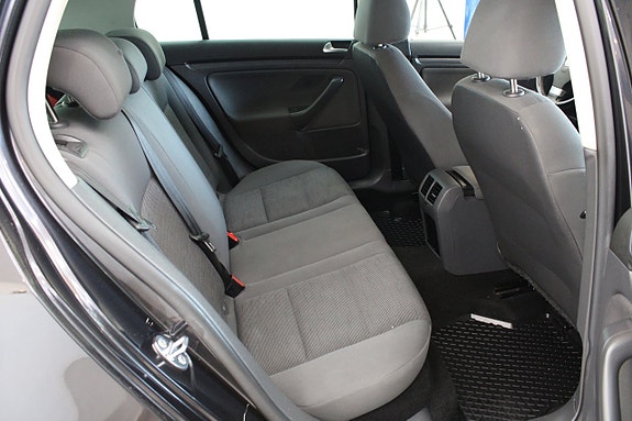 Volkswagen Golf V 10 of 12
