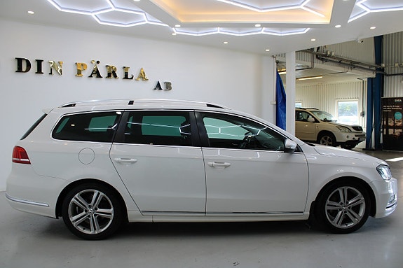 Volkswagen Passat 4 of 13