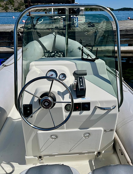 Rib båt Zodiac Pro 550 Open 4 of 4