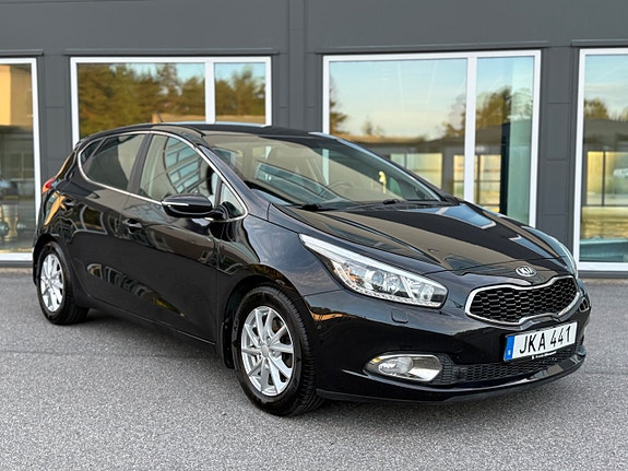 Kia Ceed 25 of 30
