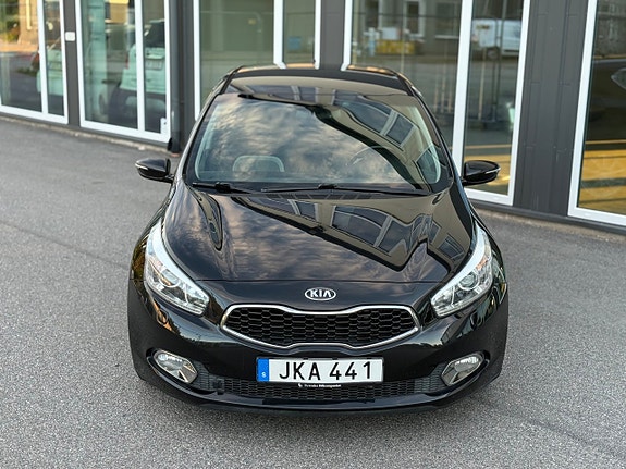Kia Ceed 12 of 30