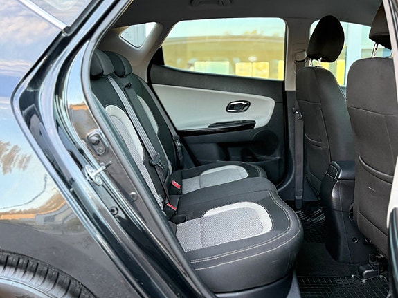 Kia Ceed 17 of 30