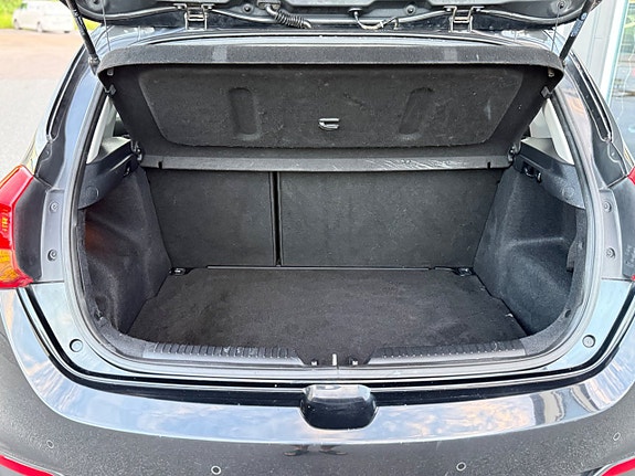 Kia Ceed 29 of 30