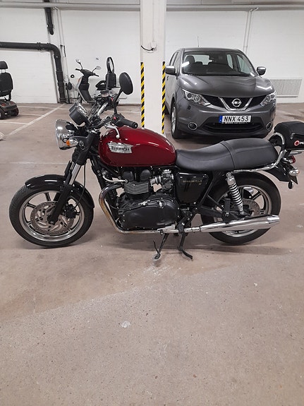 Triumph BONNEVILLE se 5 of 5