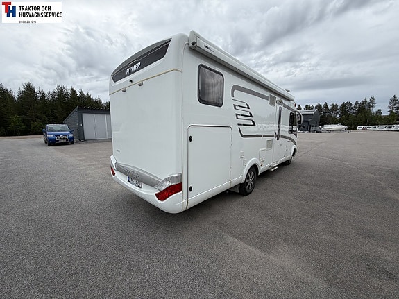 Hymer B 678 med AC i bo delen. Vattenburenvärme -14 3 of 21