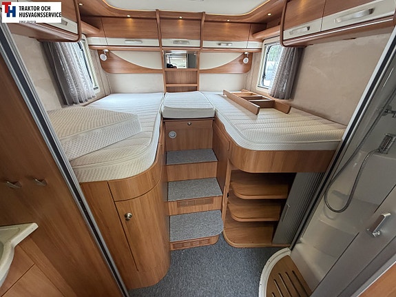 Hymer B 678 med AC i bo delen. Vattenburenvärme -14 19 of 21