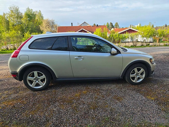 Volvo C30 3 of 5