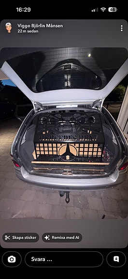 Mercedes-Benz E220 8 of 10