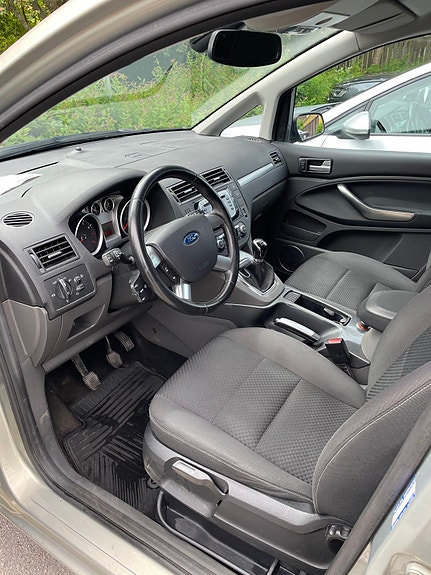 Ford C-Max 2 of 4