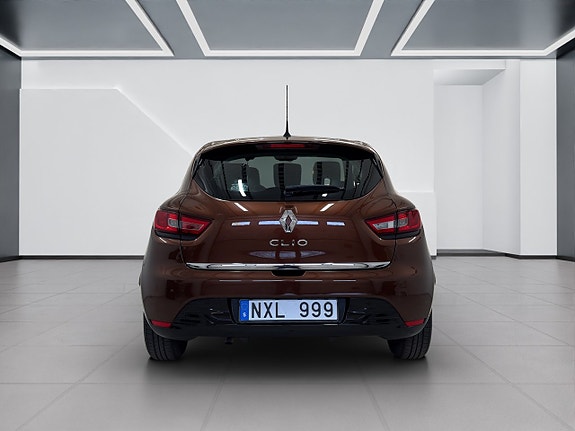 Renault Clio 6 of 19