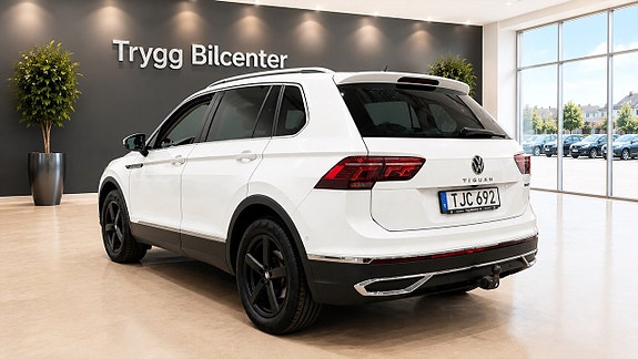 Volkswagen Tiguan 3 of 18