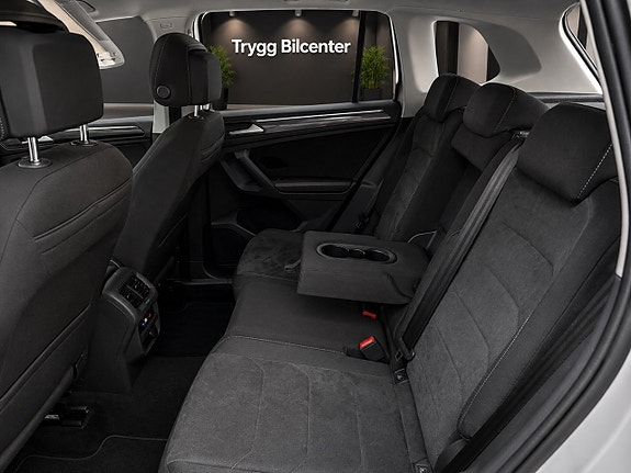 Volkswagen Tiguan 14 of 18