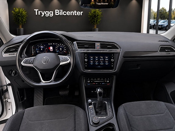 Volkswagen Tiguan 9 of 18