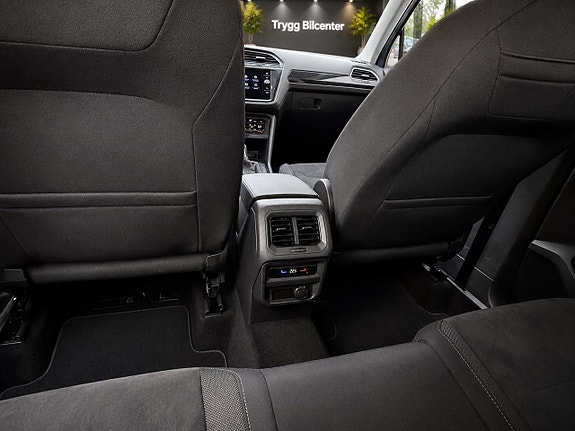 Volkswagen Tiguan 15 of 18