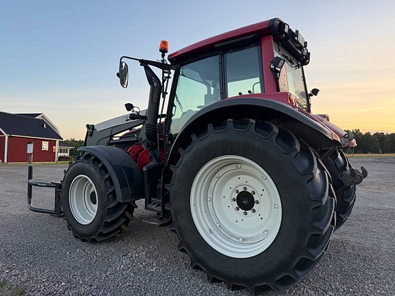 Valtra N142 Versu Frontlastare 3400timmar 3 of 5