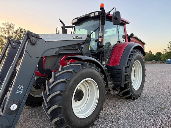 Valtra N142 Versu Frontlastare 3400timmar 4 of 5