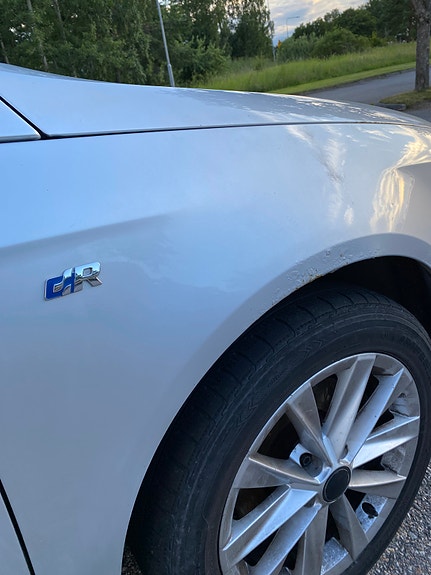 Volkswagen Passat 13 of 24