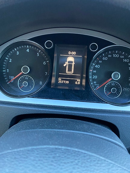 Volkswagen Passat 7 of 24