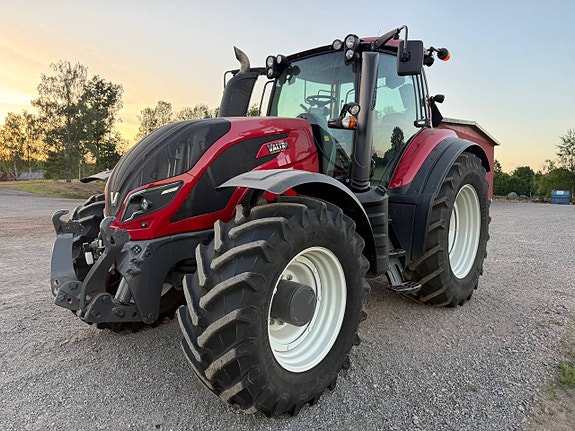 Valtra T214 Direct Frontlyft 1600Timmar 4 of 5