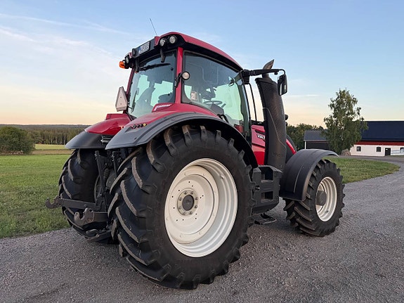 Valtra T214 Direct Frontlyft 1600Timmar 2 of 5