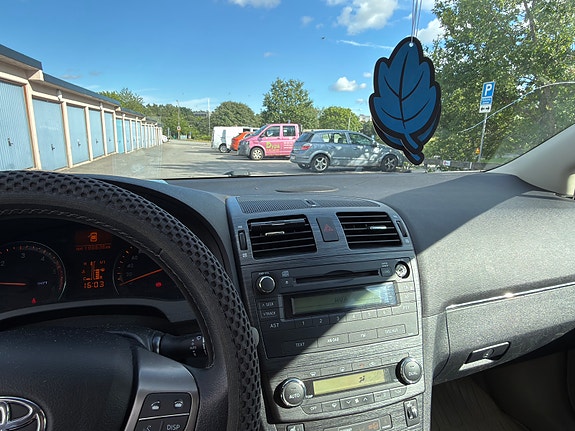 Toyota Avensis 9 of 10