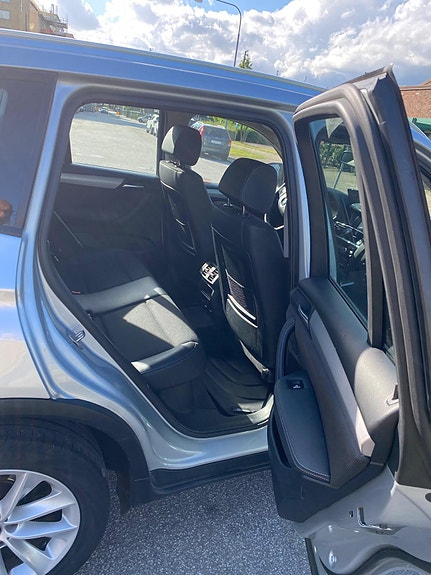 BMW X3 3 of 11