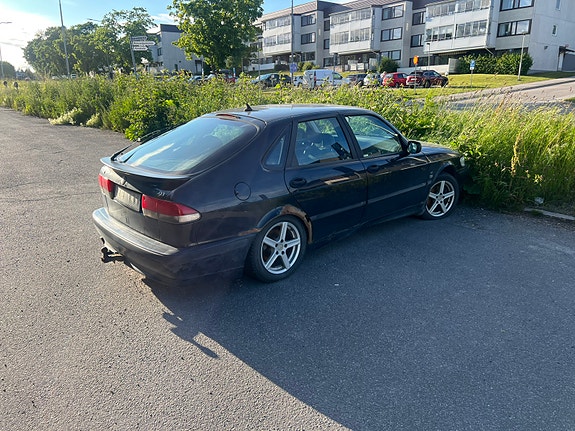 Saab 9-3 2 of 4