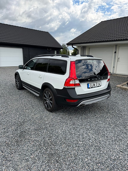 Volvo XC70 4 of 5