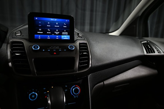 Ford Transit Connect 20 of 23