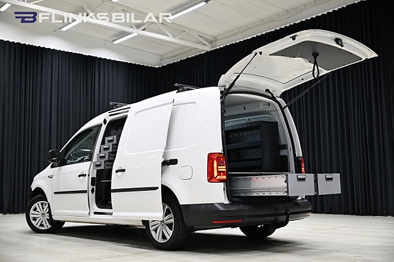 Volkswagen Caddy Maxi 8 of 30