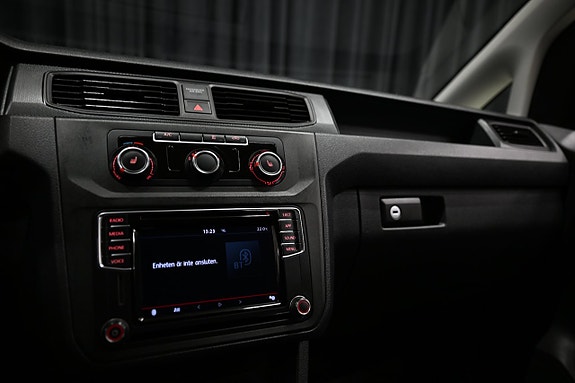 Volkswagen Caddy Maxi 30 of 30