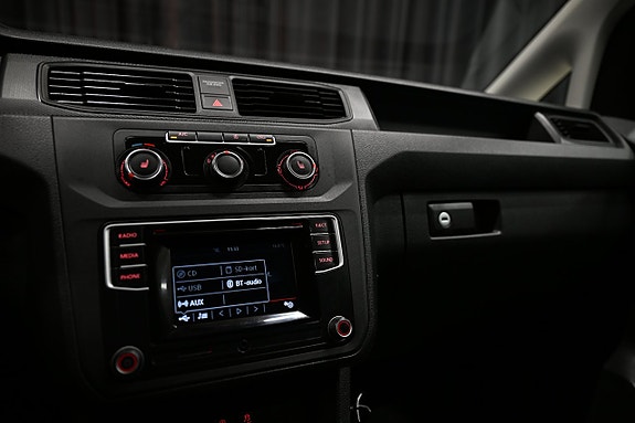 Volkswagen Caddy 25 of 28