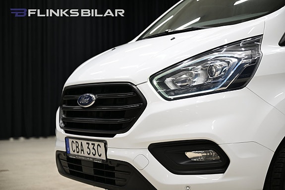 Ford Transit Custom 12 of 27