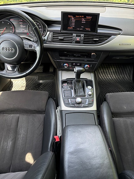Audi A6 4 of 5