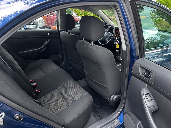 Toyota Avensis 15 of 15