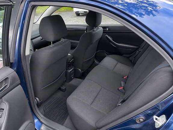 Toyota Avensis 14 of 15