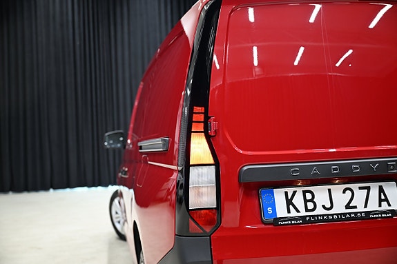 Volkswagen Caddy Maxi 12 of 30