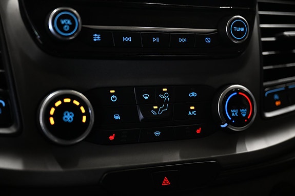 Ford Transit Custom 16 of 27