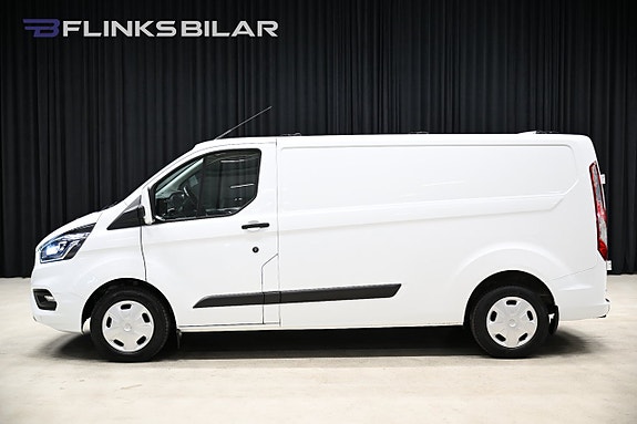Ford Transit Custom 2 of 27