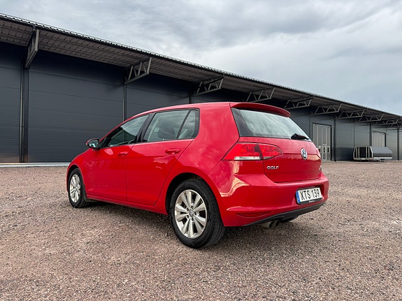 Volkswagen Golf VII 4 of 5