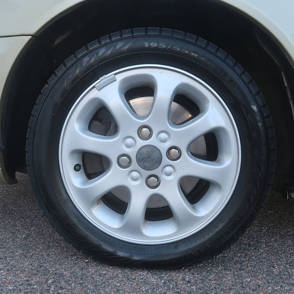 Volvo V40 15 of 20