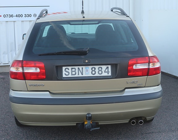 Volvo V40 4 of 20
